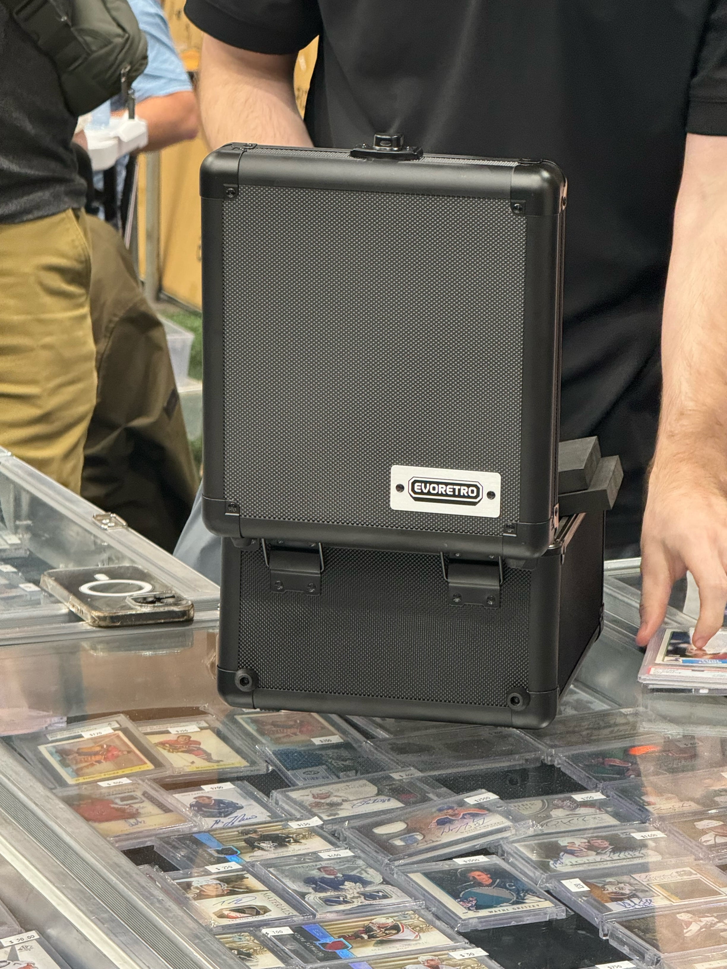 EVORETRO Aluminum Graded Case with Key System