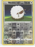 Wooloo (221) Reverse Holo Common SWSH08: Fusion Strike 221/264 NM