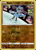 Riolu Reverse Holo Common SWSH04: Vivid Voltage 090/185 NM