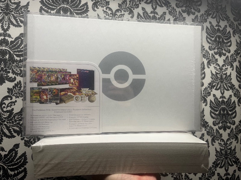 Pokémon TCG Sword and Shield Charizard Ultra Premium Collection EVORETRO PET Box Display Case